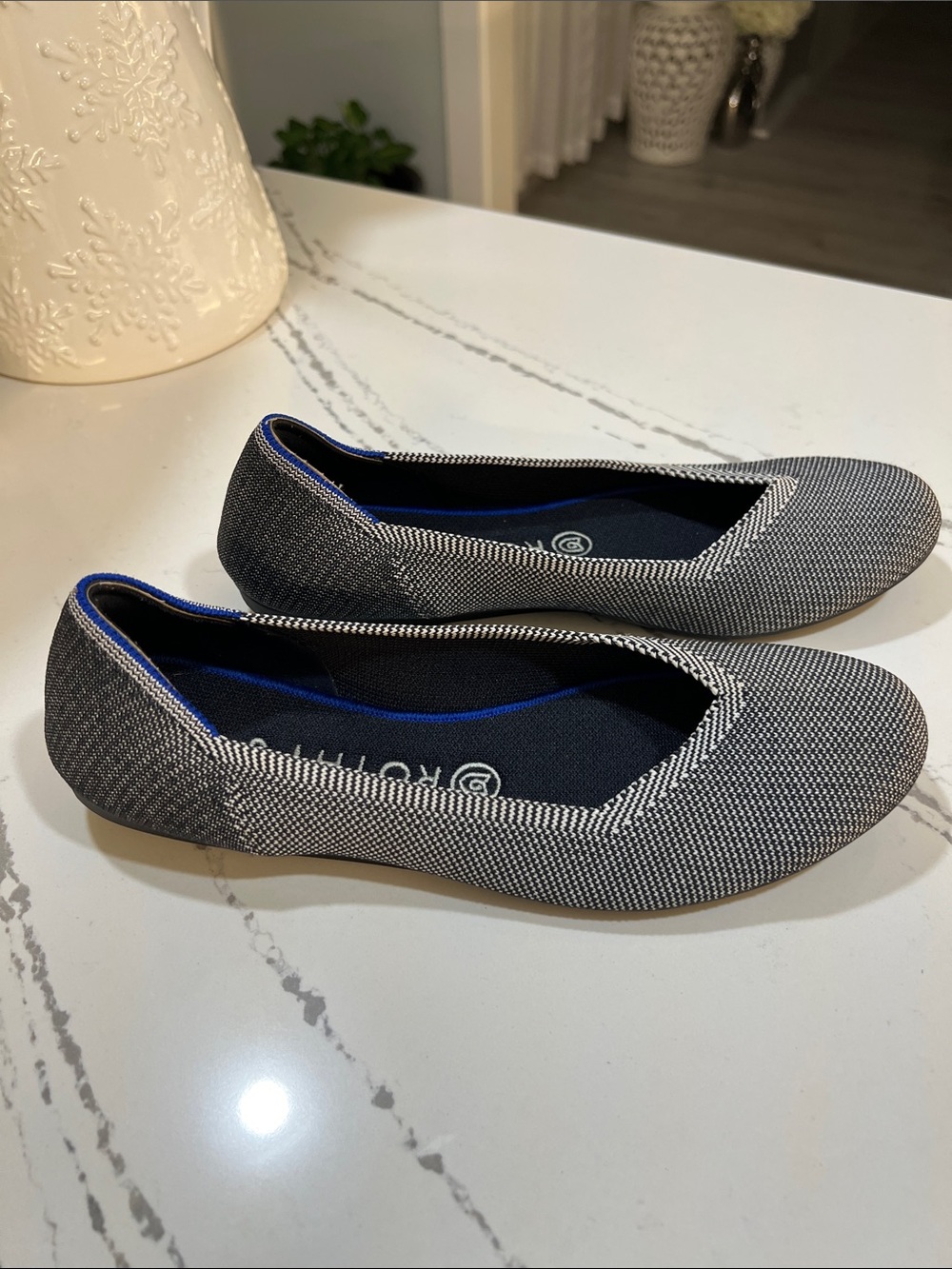Rothy's Black & White Knit Ballet Flats with Blue Trim size 8.5 - Picture 2 of 13